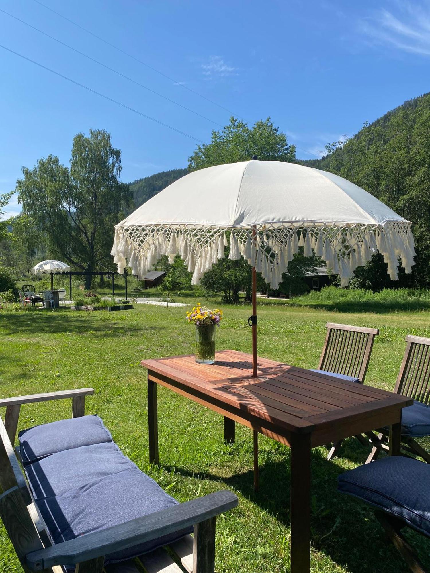 Sevletunet B&B And Cabins Rodberg Ngoại thất bức ảnh
